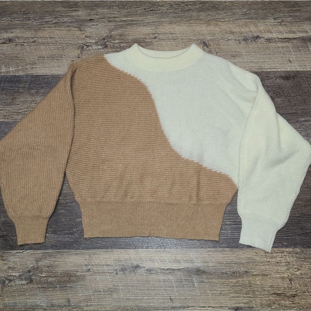 Vestique Colorblock Chunky Knit Sweater - Picture 3 of 9